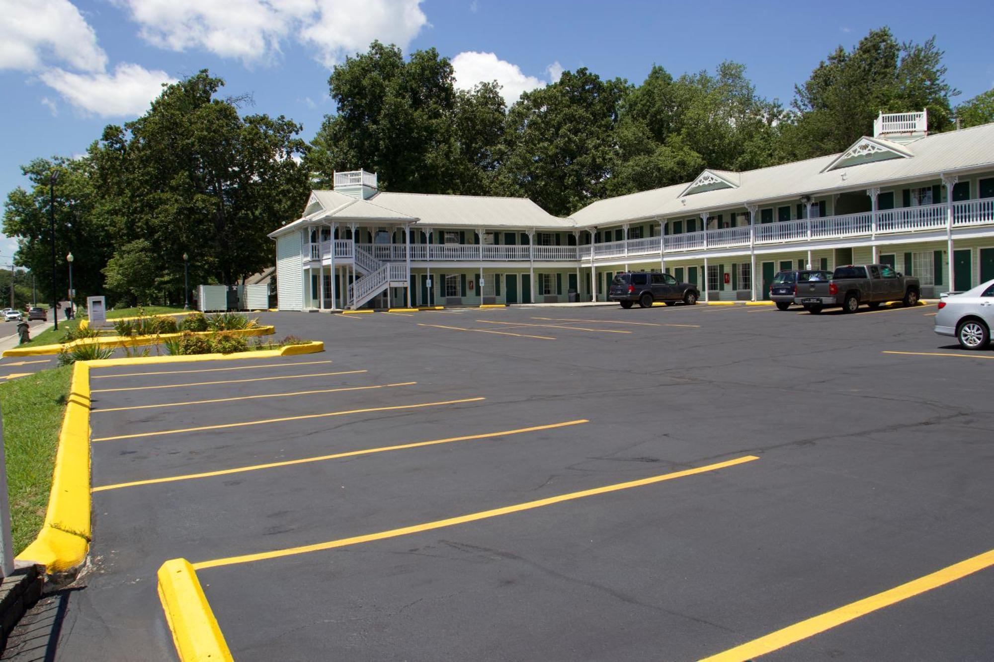 Legacy Inn - Cookeville Eksteriør billede